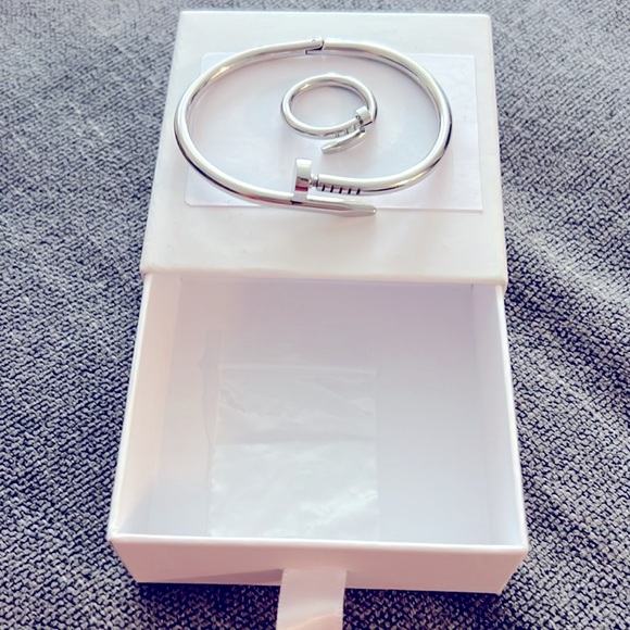 Nail bracelet and ring combo NWT - Picture 2 of 9